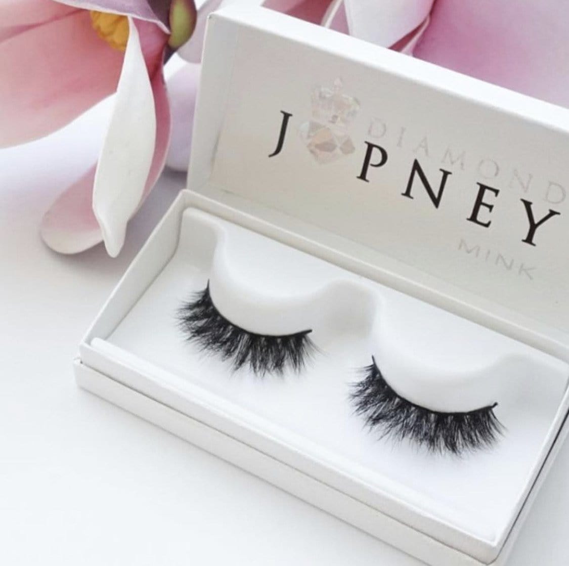 billionairebeauties-melbourne-sydney-australia-diamond-japney-3D-mink-lashes-false-cosmetic-eyelashes