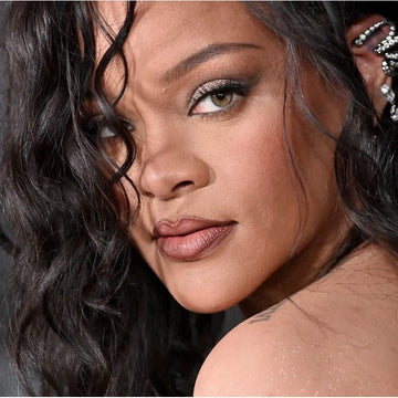 WHAT IS RIHANNA'S REAL EYE COLOR? DOES SHE WEAR COLOR LENSES? WE REVEAL ALL!