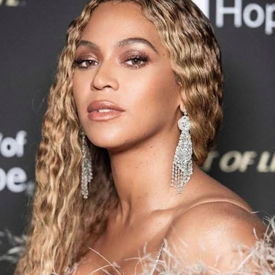 What Color Are Beyoncé's Eyes? The Truth About Her Real Eye Color ...