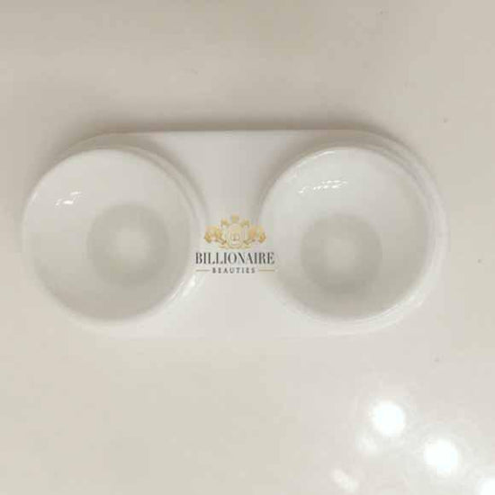 Solotica Hidrocor Quartzo bright blue-green contact lenses with a natural, high-opacity finish for dark eyes.