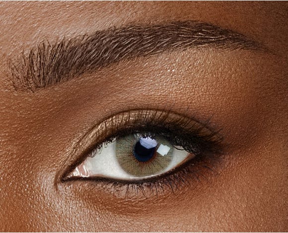 Solotica Hidrocor Mel colored contact lenses with a natural green-hazel blend and no limbal ring. solotica melbourne